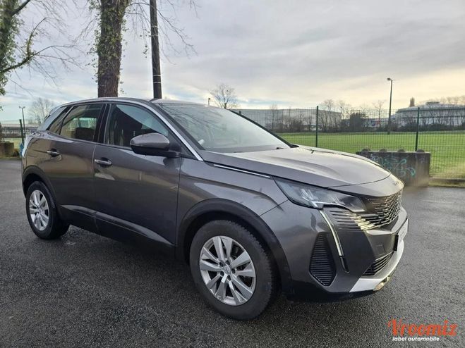 Peugeot 3008 GENERATION-II 1.5 BLUEHDI 130 ACTIVE BUS Gris de 2021
