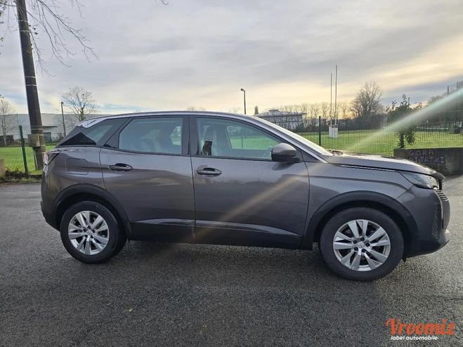 Peugeot 3008 GENERATION-II 1.5 BLUEHDI 130 ACTIVE BUS Gris de 2021