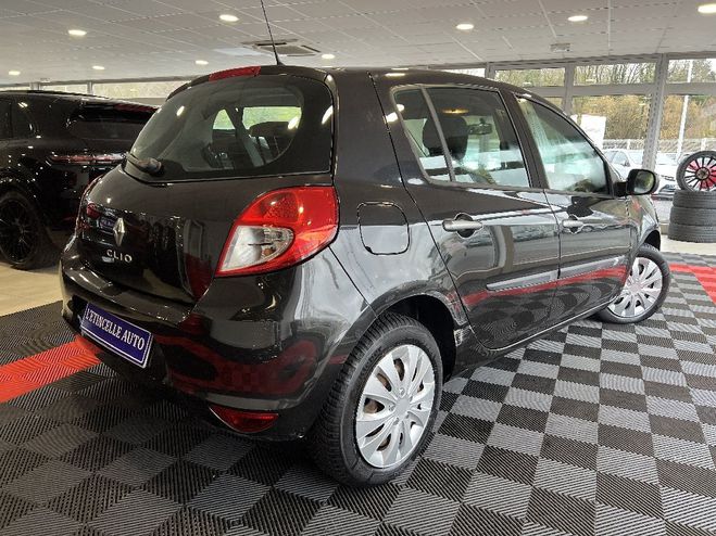 Renault Clio III 1.2 16V 75 eco2 Expression Clim Noir de 2010