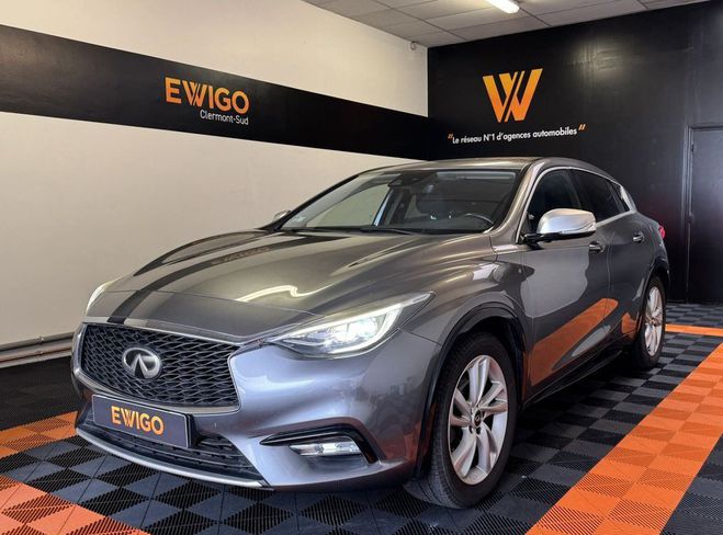 Cliquer pour voir la photo suivante Infiniti Q30 1.5 d 110ch business entretien complet s Gris de 2016