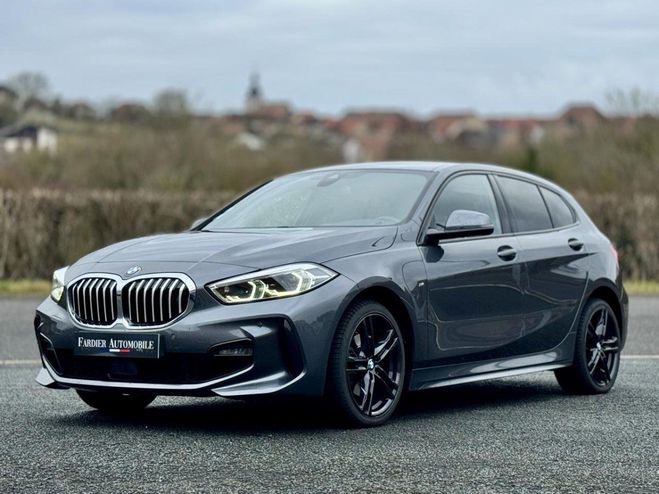 Cliquer pour voir la photo suivante BMW Serie 1 118d - BVA BERLINE F40 M Sport Mineral Grau de 2020