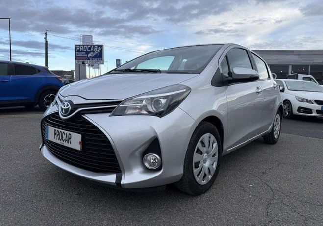 Toyota Yaris 100 VVT-I DYNAMIC CVT 5P Gris de 2017