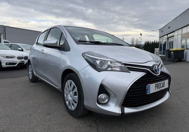 Toyota Yaris 100 VVT-I DYNAMIC CVT 5P Gris de 2017
