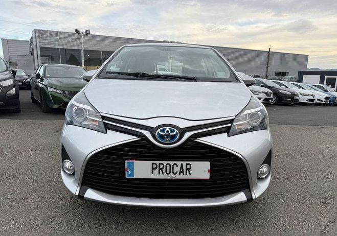Toyota Yaris 100 VVT-I DYNAMIC CVT 5P Gris de 2017