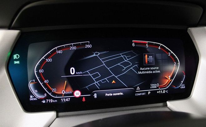 BMW Serie 1 (F40) 116D 116 BUSINESS DESIGN DKG7 2023 Noir de 2023