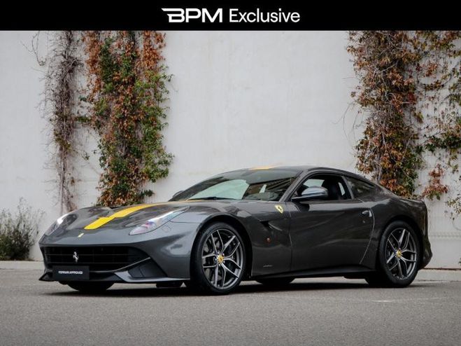 Cliquer pour voir la photo suivante Ferrari F12 Berlinetta V12 6.3 740ch Grigio Silverstone de 2015