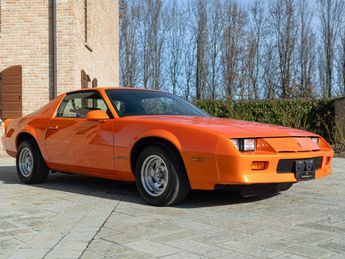  Voir d&eacute;tails -Chevrolet Camaro III Z28 5.0 V8 &agrave; Saint-Marcel-de-F�lines (42)