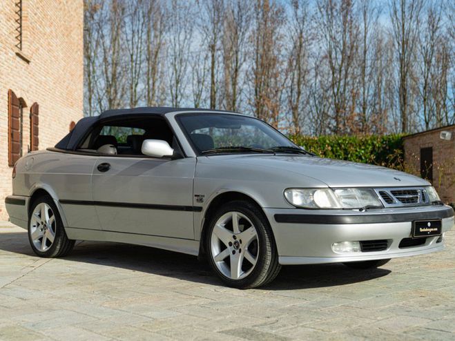 Cliquer pour voir la photo suivante Saab 9 3 2002 93 CABRIOLET - SAA00008 de 2002