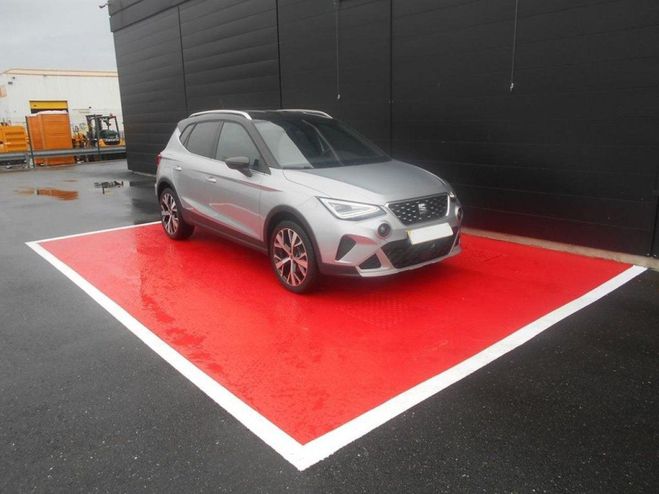 Cliquer pour voir la photo suivante Seat Arona 1.0 TSI - 110 Start&Stop - BV DSG 7 Xper GRIS TOIT NOIR de 2022
