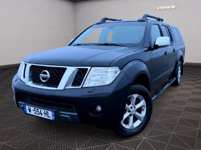 Cliquer pour voir la photo suivante Nissan Navara Pickup 2.5 dCi 190ch 4x4 Double-Cab LE - Noir de 2010