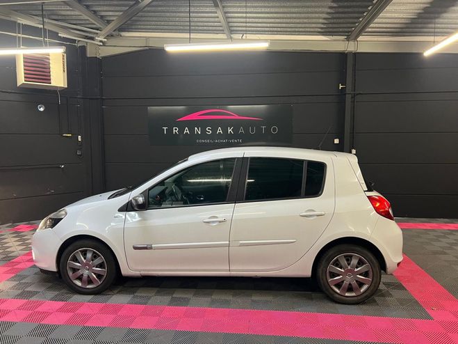 Renault Clio III dCi 90 eco2 NightDay Blanc de 2011