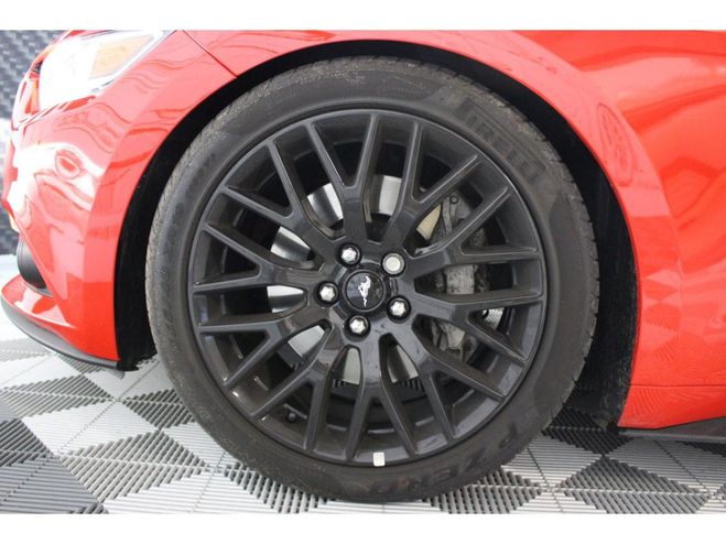 Ford Mustang Fastback 2.3 EcoBoost - Combin�s filet�s ROUGE CLAIR de 2017