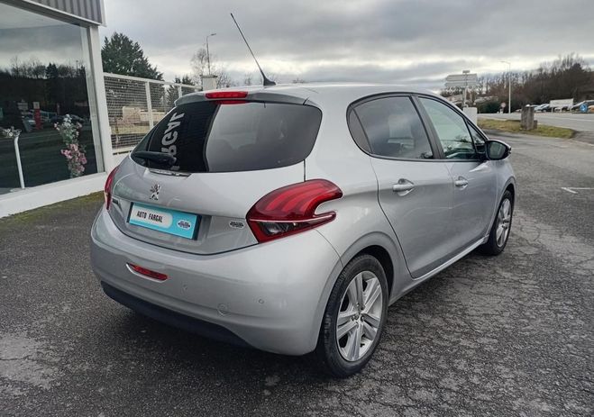 Peugeot 208 1.2 PureTech 82ch BVM5 Style Gris de 2018