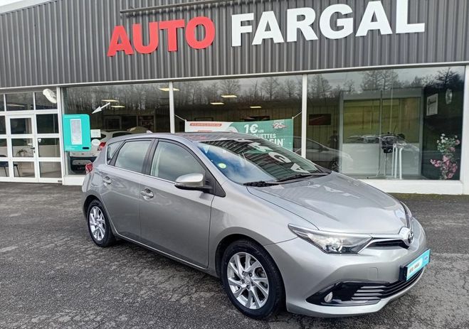 Cliquer pour voir la photo suivante Toyota Auris BUSINESS 112 D-4D Dynamic Gris de 2015