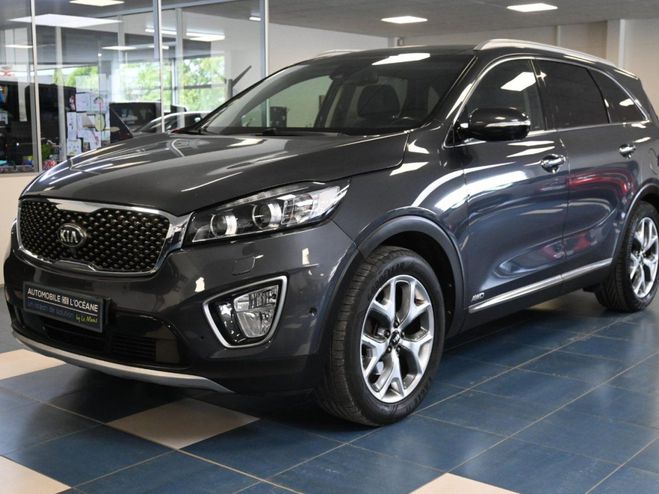 Kia Sorento 2.2 CRDI 200 ch ISG 4x4 7pl Ultimate A GRIS FONCEE de 2016