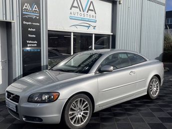  Voir d&eacute;tails -Volvo C70 D5 180ch Xenium Geartronic &agrave; Gouesnou (29)