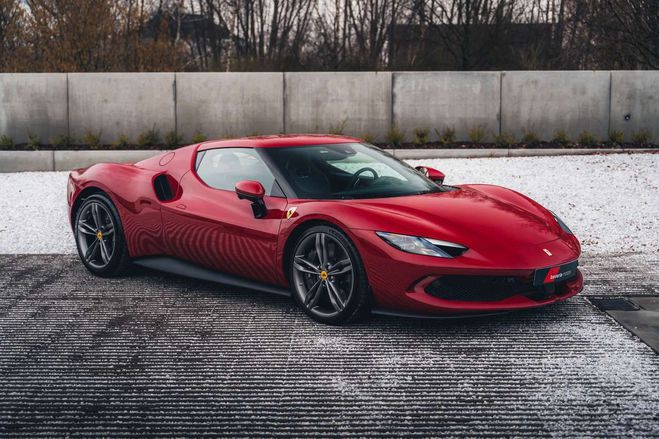 Ferrari 296 GTB Rosso Mugello Surround View Lift Carplay Rouge de 