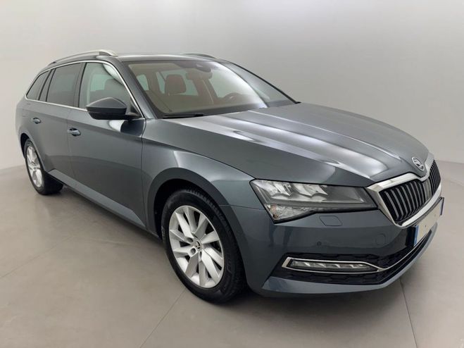 Skoda Superb COMBI 1.5 TSI 150 Clever  DSG7 Gris Clair de 2021