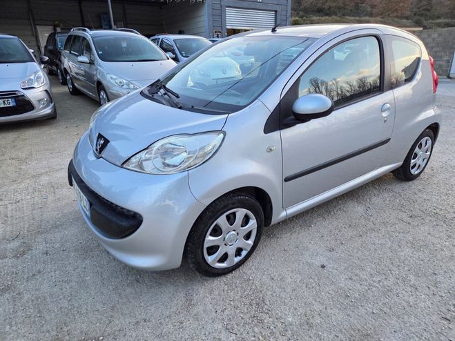 Peugeot 107 Trendy Gris de 2006