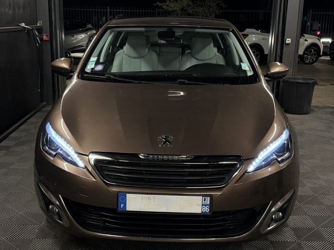 Peugeot 308 II ALLURE 1.2 130 Cv BOITE AUTOMATIQUE / Marron de 2015