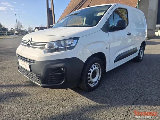 Cliquer pour voir la photo suivante Citroen Berlingo Vu 1.5 HDI 100 1000KG M L1 3 places 8325 Blanc de 2020