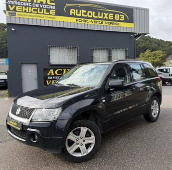  Voir d&eacute;tails -Suzuki Grand Vitara 1.9 ddis 4wd &agrave; Draguignan (83)