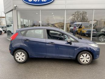  Voir d&eacute;tails -Ford Fiesta 1.4 TDCI 68CH AMBIENTE 5P &agrave; Voreppe (38)