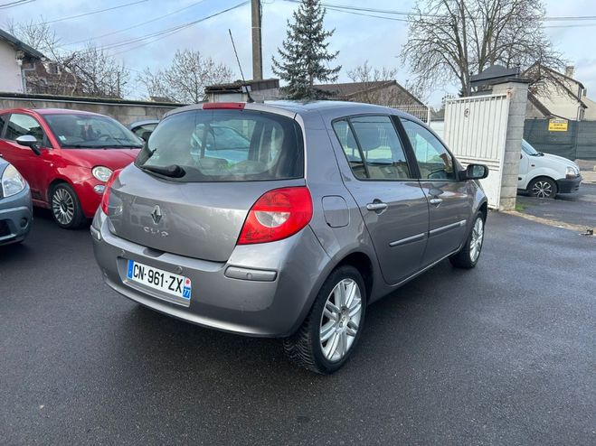 Renault Clio III 1.2 TCE 100 Initiale Gris de 2008
