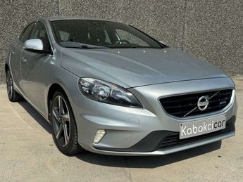  Voir d&eacute;tails -Volvo V40 1.6 D2 Kinetic R-Design-- GARANTIE 12 MO &agrave; Cuesmes (70)