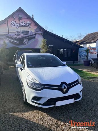  Voir d&eacute;tails -Renault Clio 1.2 TCE 120 INTENS EDC BVA &agrave; Galluis (78)