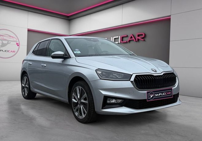 Cliquer pour voir la photo suivante Skoda Fabia 1.0 TSI 110 ch BVM6 Style Garantie 12 mo Gris de 2022