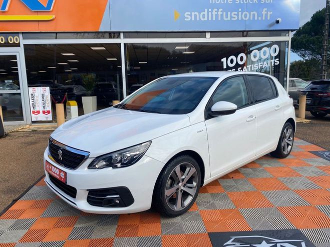 Cliquer pour voir la photo suivante Peugeot 308 1.5 BLUEHDI 130 BV6 STYLE Blanc de 2018