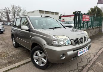  Voir d&eacute;tails -Nissan X Trail 2.2l DCI SPORT 4X2 136CH &agrave; Colmar (68)
