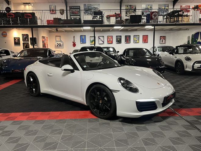 Cliquer pour voir la photo suivante Porsche 911 Carrera Cabriolet 3.0 370ch PDK Blanc Verni de 2016