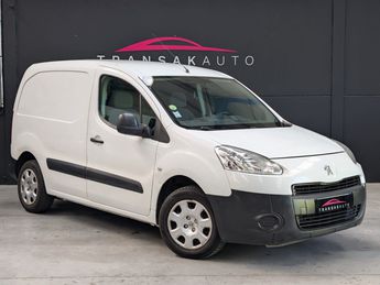  Voir d&eacute;tails -Peugeot Partner FOURGON 1.6 HDI 75 - DISTRI FAITE - 4 PN &agrave; Maubeuge (59)