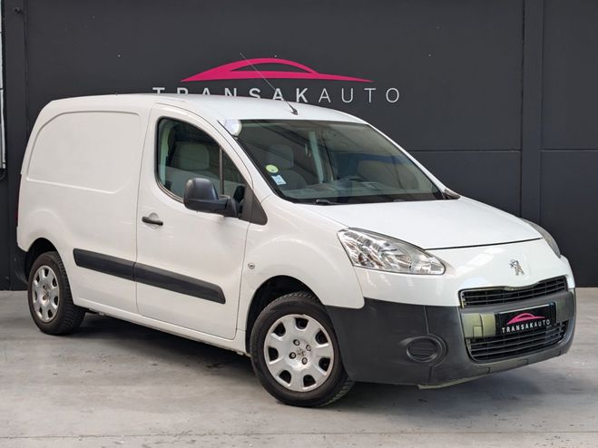 Cliquer pour voir la photo suivante Peugeot Partner FOURGON 1.6 HDI 75 - DISTRI FAITE - 4 PN Blanc de 2015