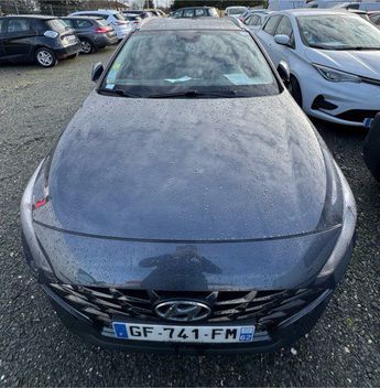  Voir d&eacute;tails -Hyundai I30 BREAK 1.6 CRDI 115 DCT-7 BUSINESS SW &agrave; Gardonne (24)