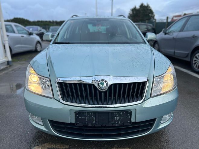 Skoda Octavia Ambiente DSG Bleu de 2009
