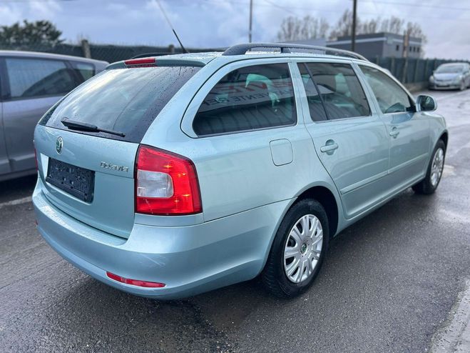 Skoda Octavia Ambiente DSG Bleu de 2009