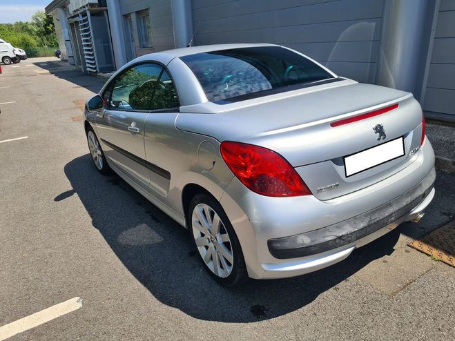 Peugeot 207 1.6 CABRIOLET 120 CV CRIT 2 127 mkm Gris de 2007