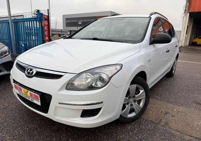 Hyundai I30 SW 1.6 CRDi90 Pack Clim Blanc de 2010