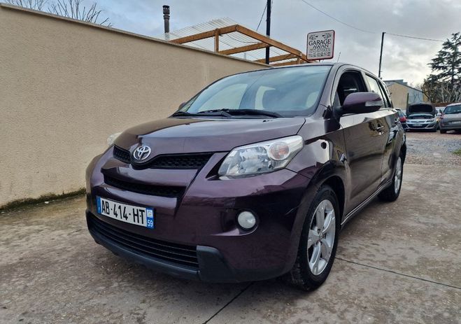 Toyota Urban Cruiser d4d 90ch 2wd life Violet de 2009