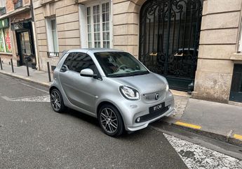  Voir d&eacute;tails -Smart Fortwo Cabriolet Brabus Xclusive 109CH CONFIG E &agrave; Paris (75)