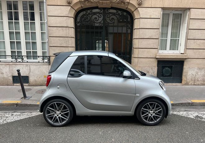 Smart Fortwo Cabriolet Brabus Xclusive 109CH CONFIG E Argent de 2017