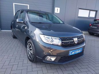  Voir d&eacute;tails -Dacia Logan 1.5 Blue dCi -ATTACHE-REMORQUE-AIRCO-BLU &agrave; Cuesmes (70)