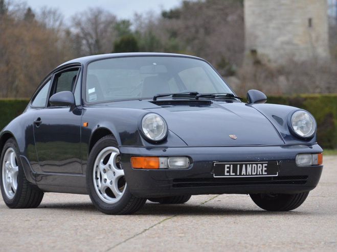 Porsche 911 964 Carrera Coup� Tiptronic bleu marine m�tallis� de 1992