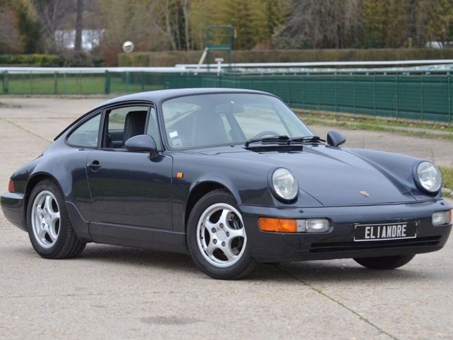 Porsche 911 964 Carrera Coup� Tiptronic bleu marine m�tallis� de 1992