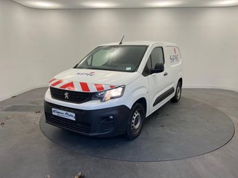  Voir d&eacute;tails -Peugeot Partner FOURGON STANDARD 650 KG BLUEHDI 130 S&S  &agrave; Quimper (29)