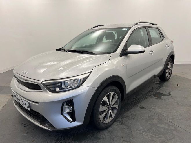 Cliquer pour voir la photo suivante Kia Stonic 1.0 T-GDi 120 ch MHEV iBVM6 Active Gris de 2022