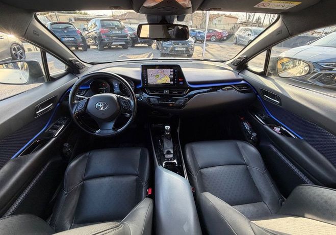 Toyota C HR 122ch graphic 2wd e-cvt Blanc de 2018